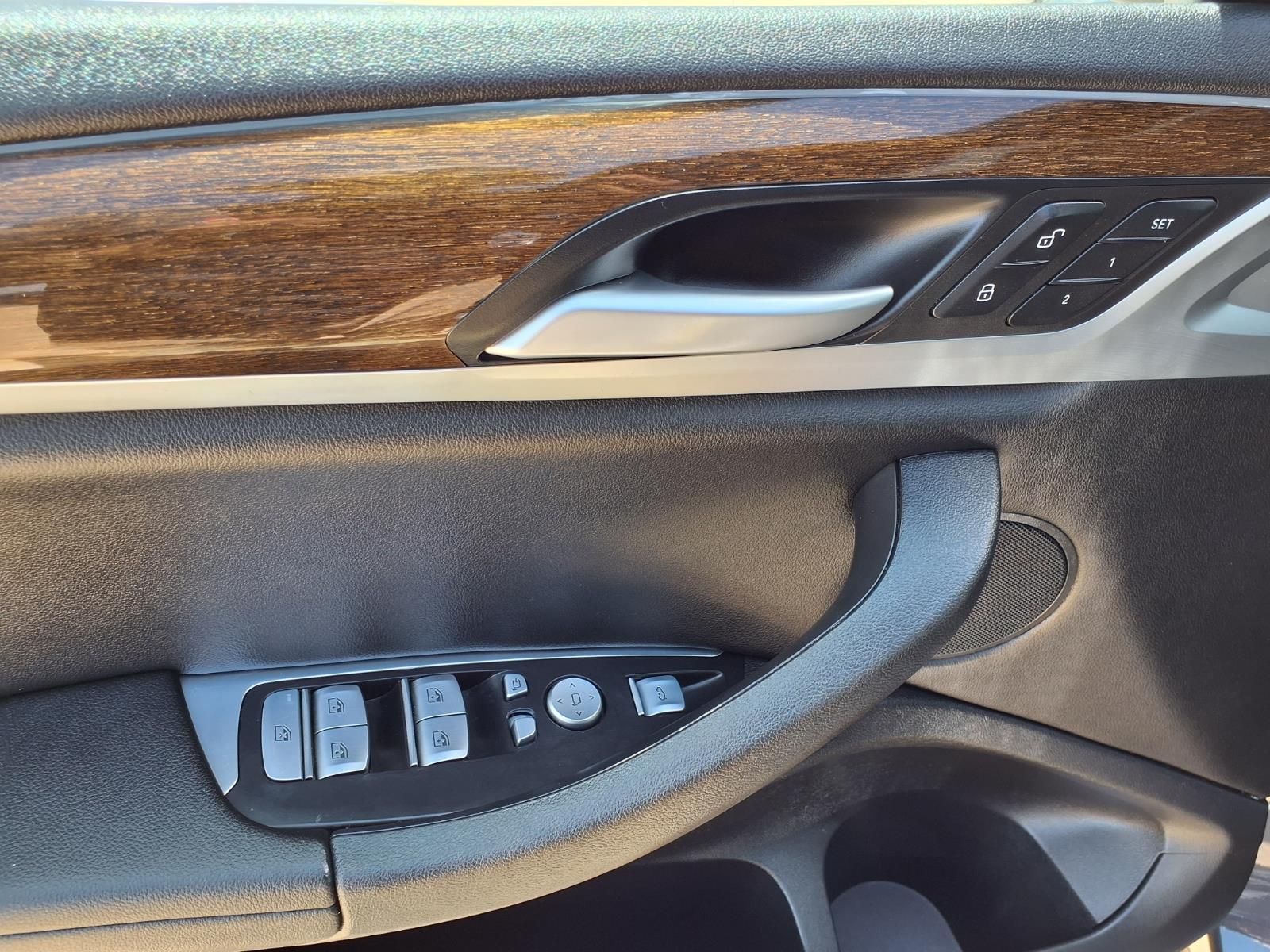 car-gallery-23