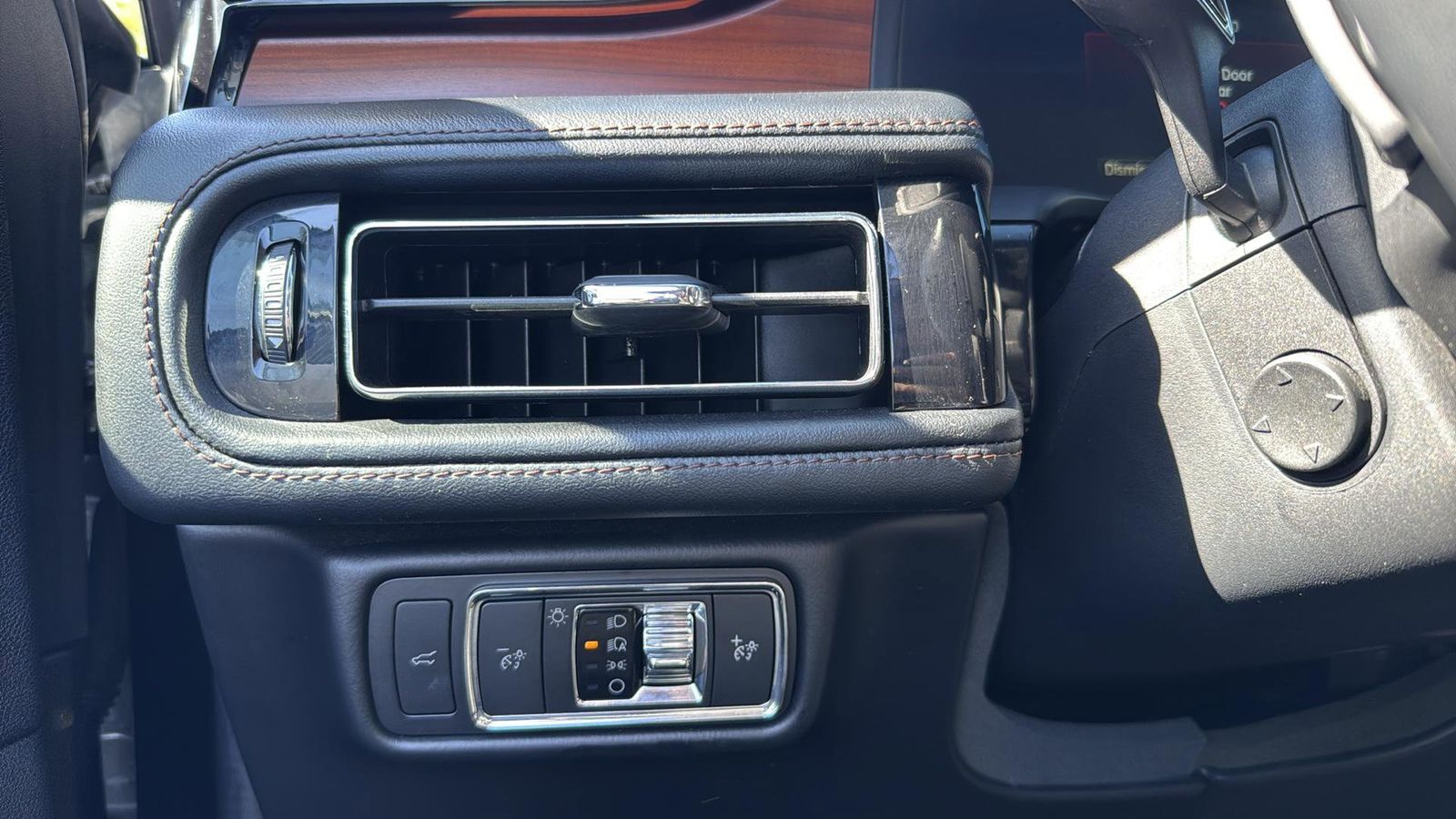 Used Car 2023 Lincoln Aviator  Reserve For Sale Under $50,000 In Austin, Texas