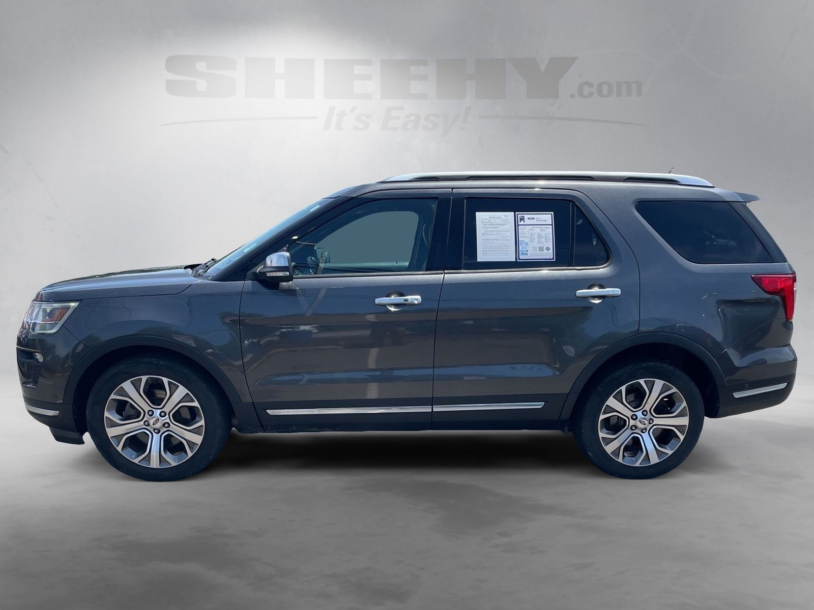 Certified Used 2018 Magnetic Ford Platinum image 7