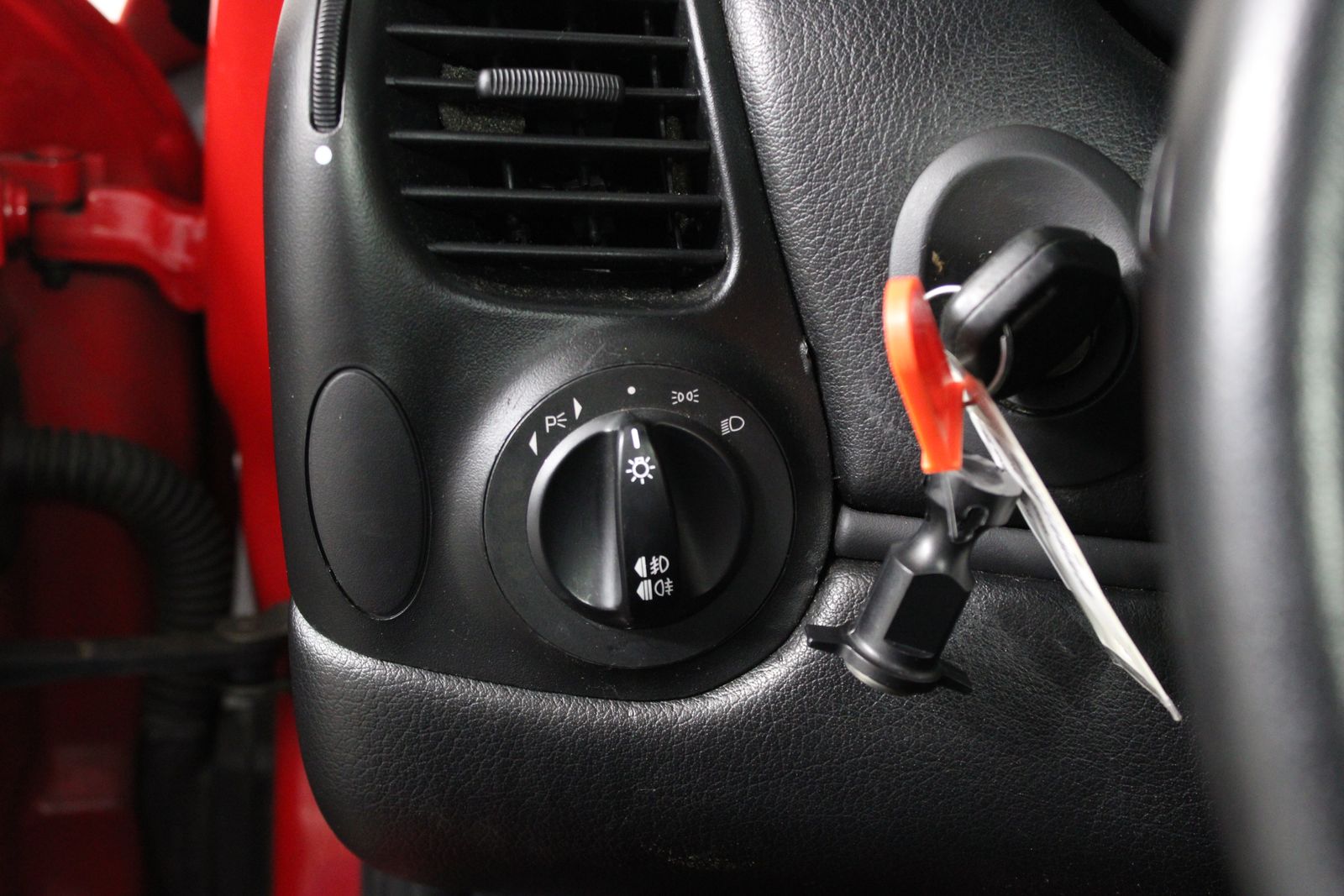 Used 2002 Red Porsche  image 18