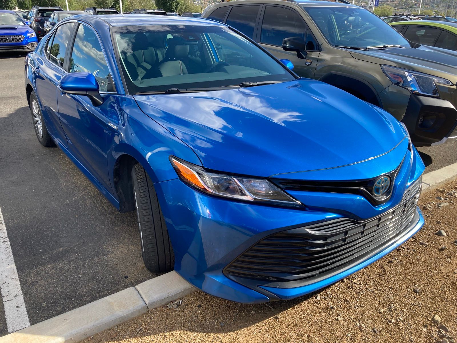 2020 Toyota Camry Hybrid LE 2