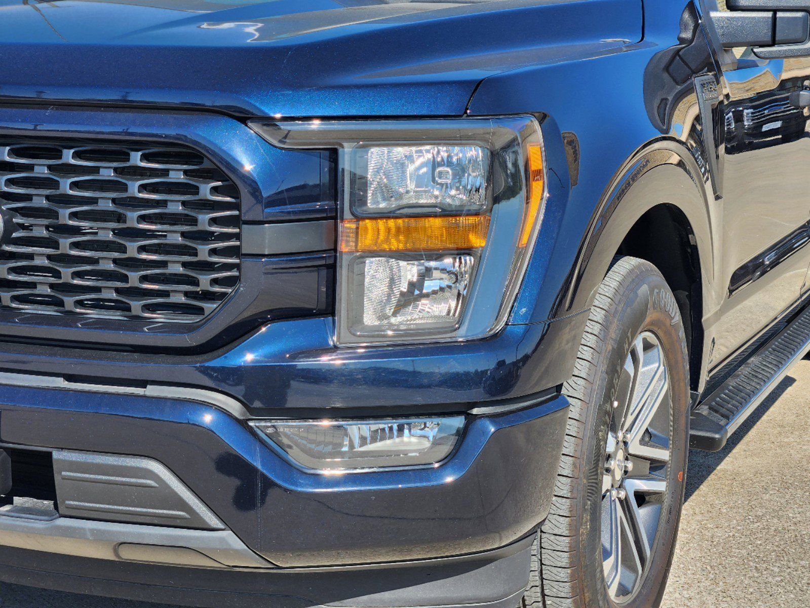 2023 Ford F-150 XL 7