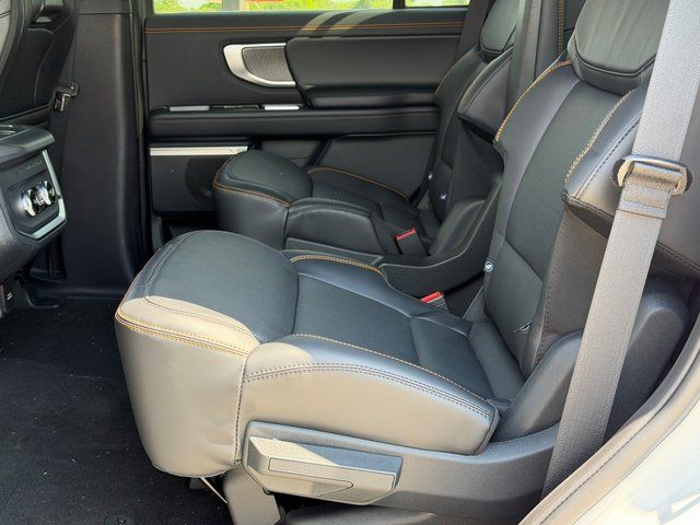 New 2026 Star White Metallic Tri-Coat Ford Tremor image 16