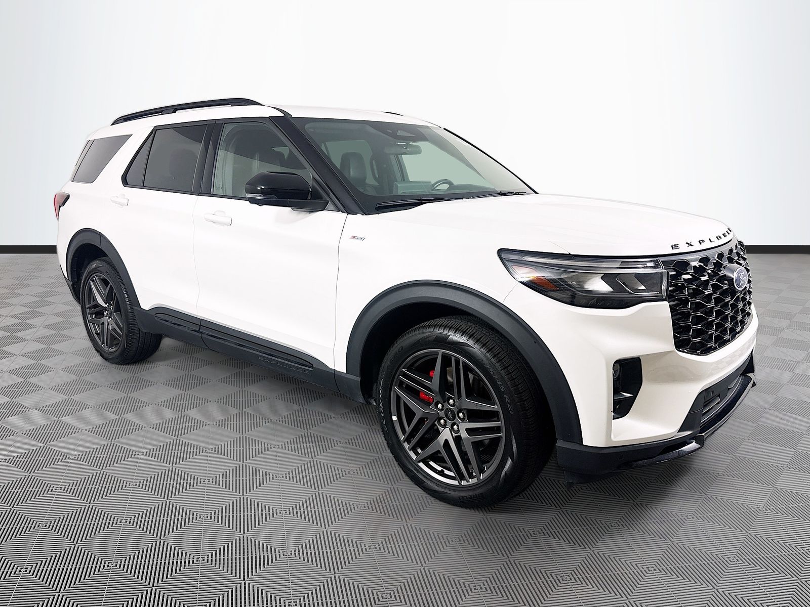 White Metallic 2025 Ford Explorer SUV / Crossover All-Wheel Drive Automatic