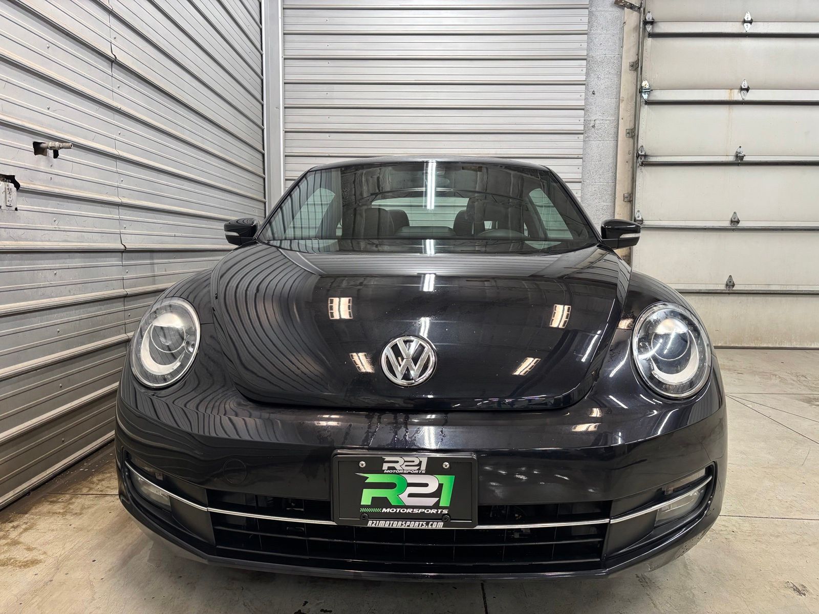 Photo 2 of 2013 Volkswagen Beetle 2.0 TSi