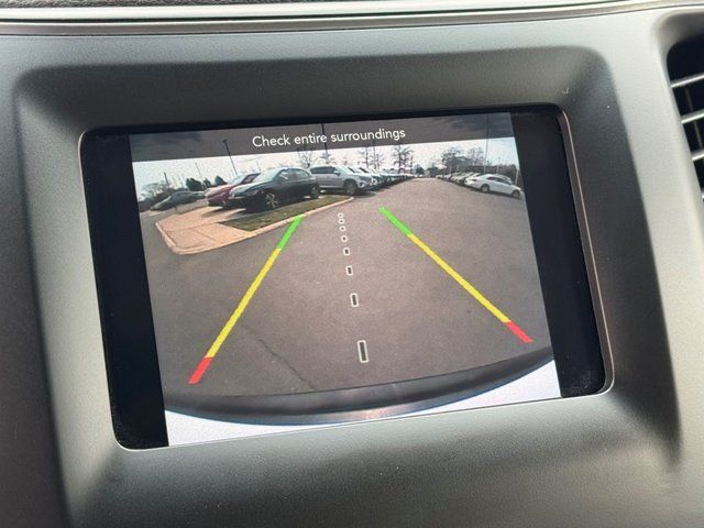 Used 2019 White Jeep Latitude Plus image 16