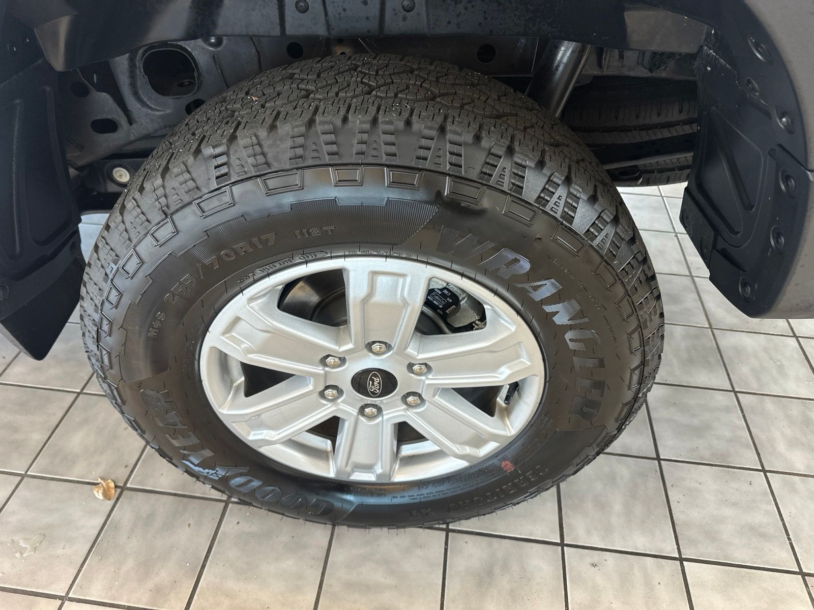 Certified Used 2025 Oxford White Ford XL image 23