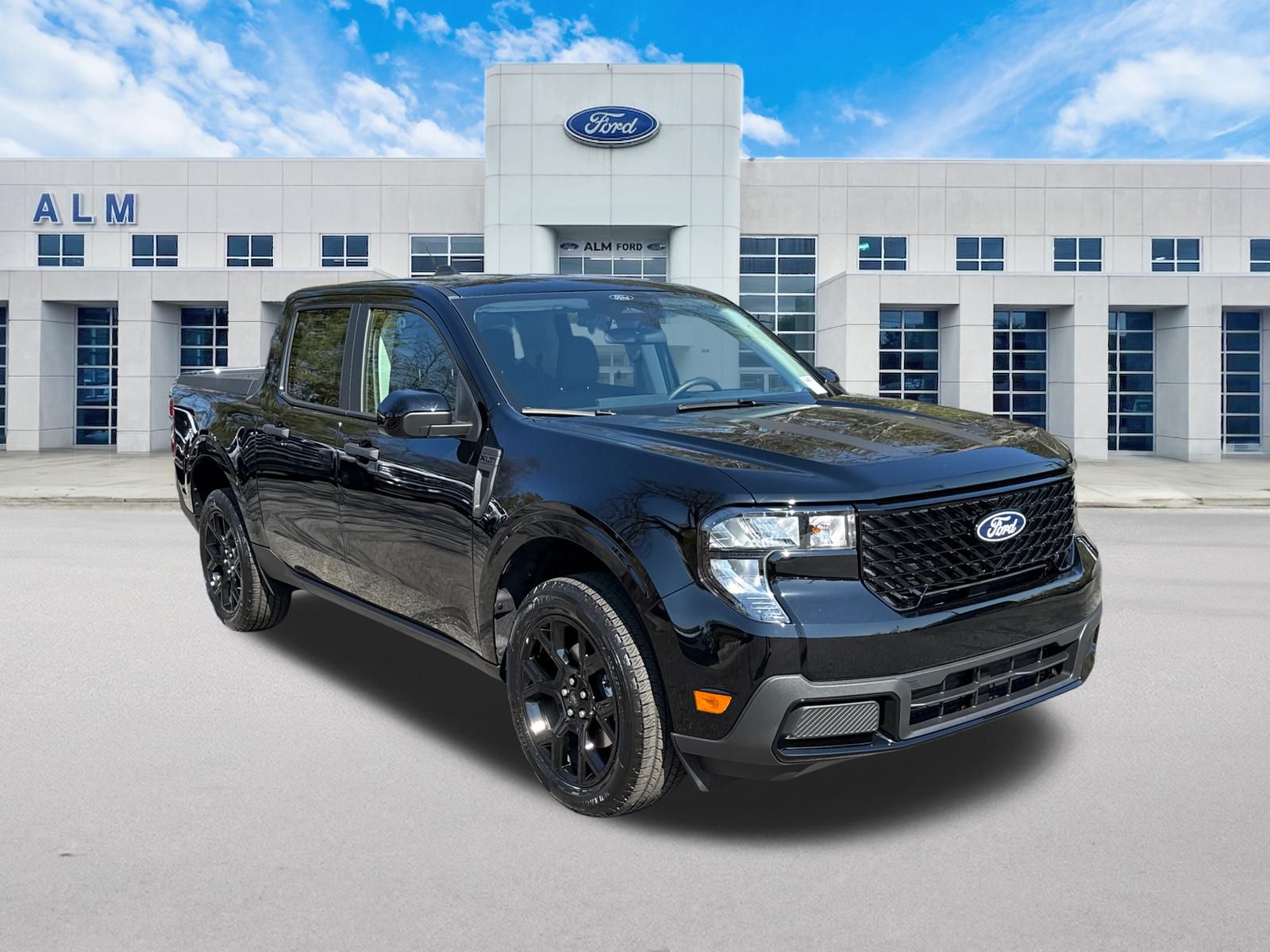 New 2026 Shadow Black Ford XLT image 4