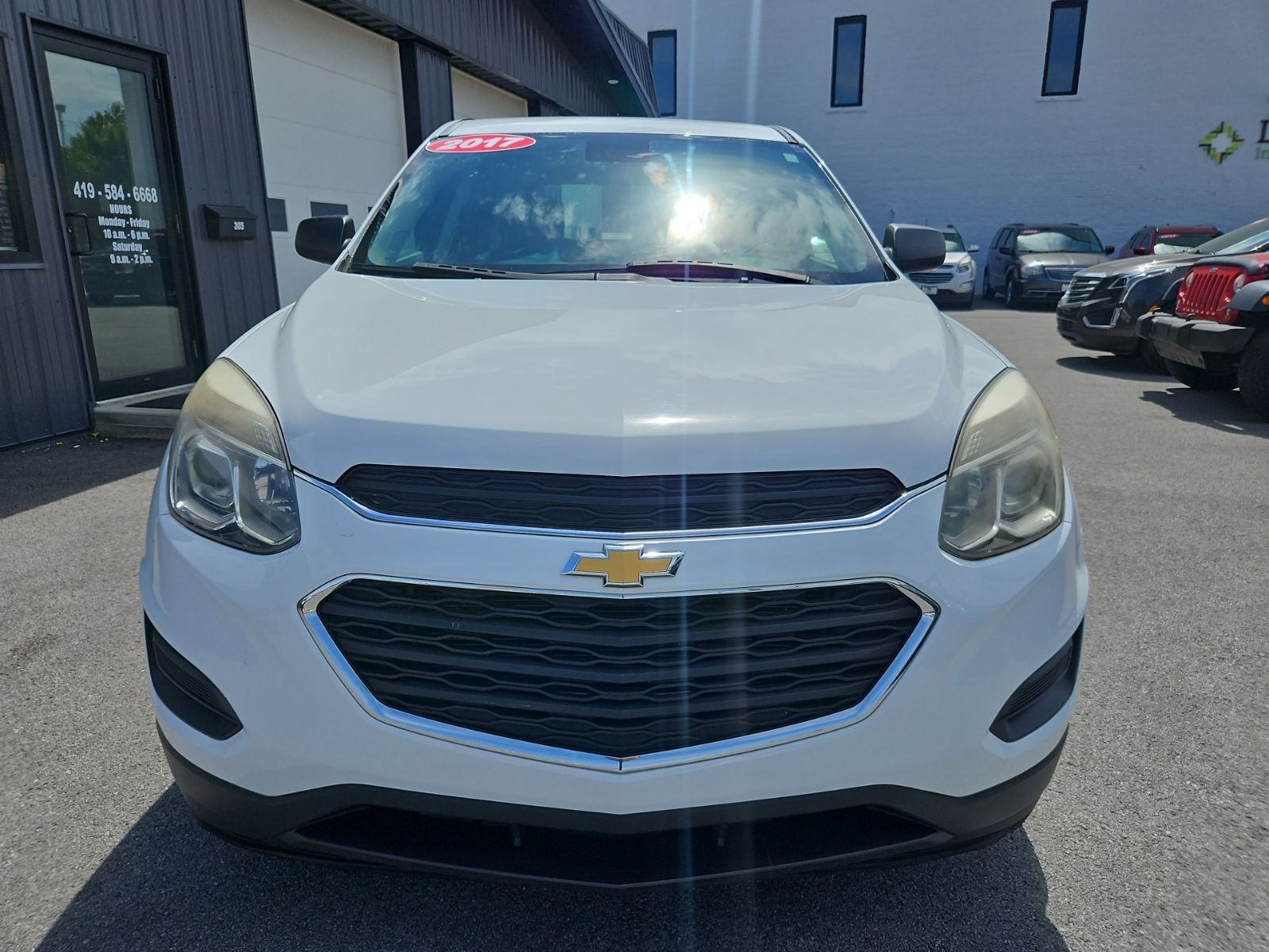 2017 Chevrolet Equinox LS - Photo 11