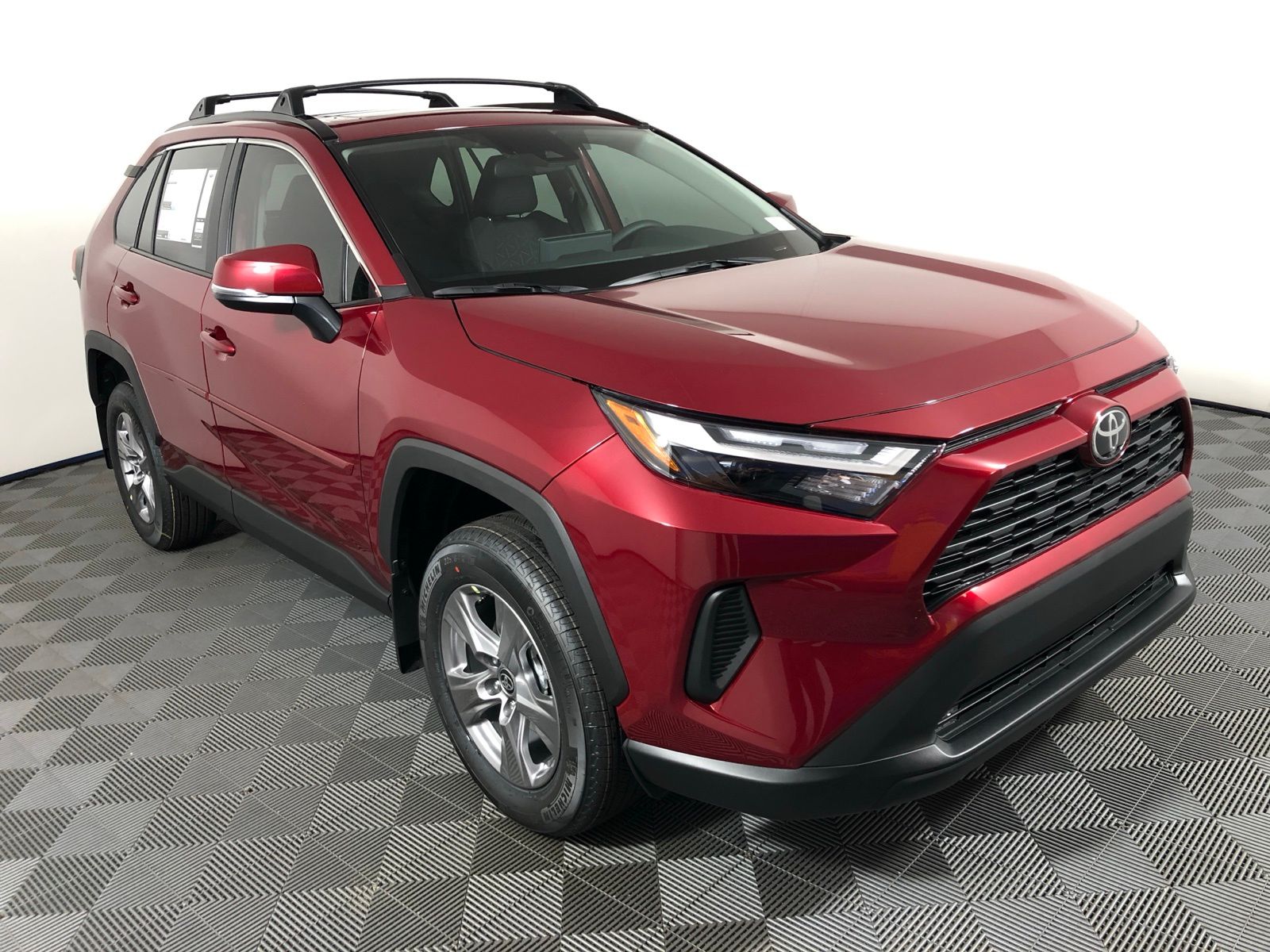 Thumbnail: 2025 Toyota RAV4 - 3