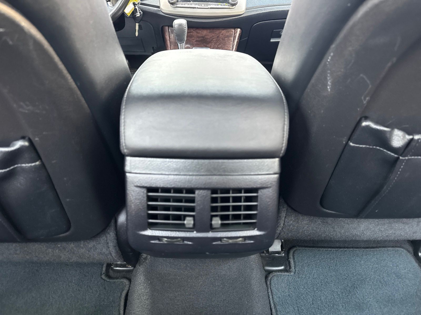 Used 2012 Classic Silver Metallic Toyota Base image 20