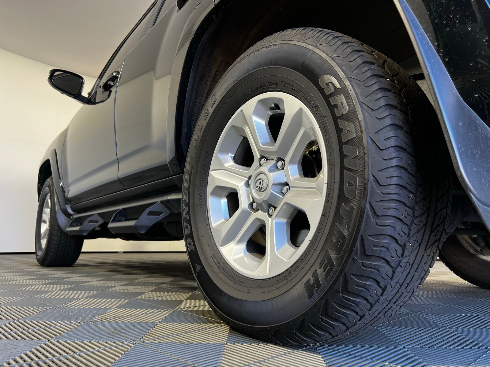 Thumbnail: 2023 Toyota 4Runner - 12