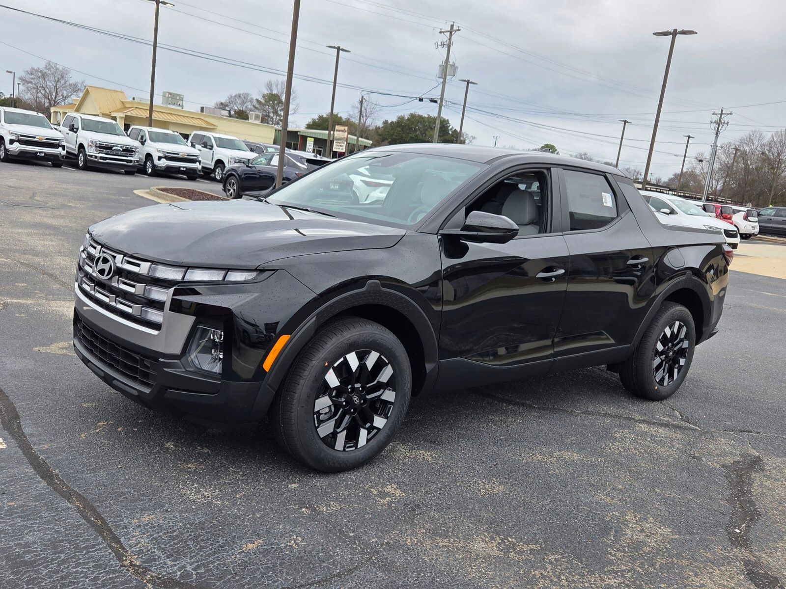New 2026 Black HYUNDAI SE image 3