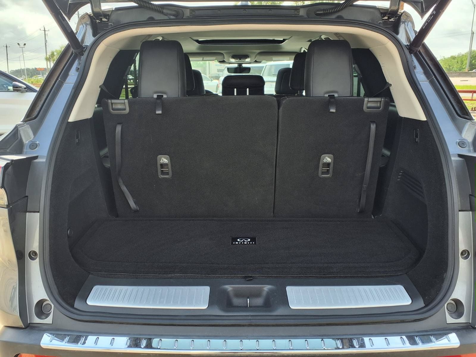 2023 INFINITI QX60 LUXE - 6