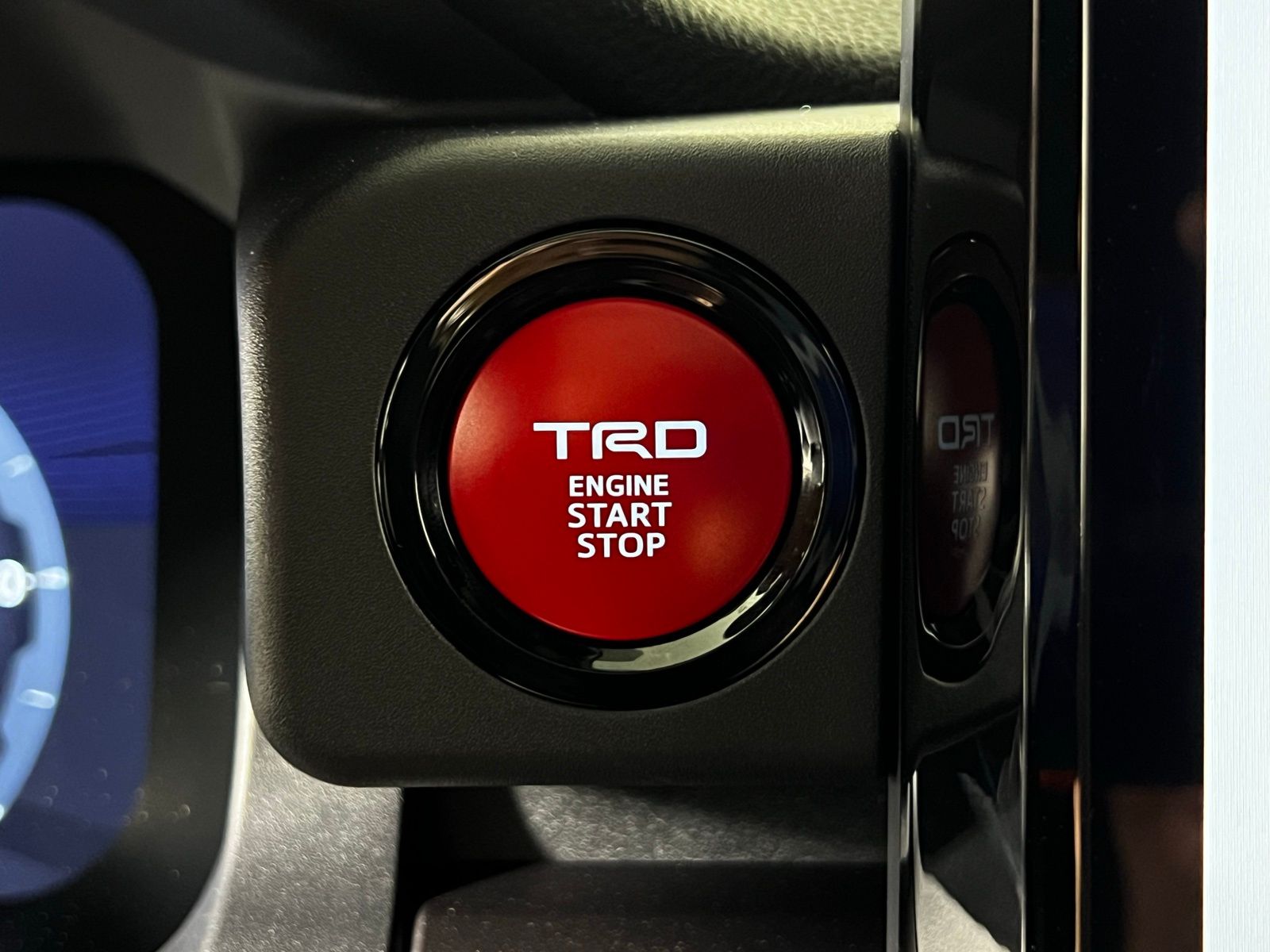 Thumbnail: 2025 Toyota 4Runner - 24