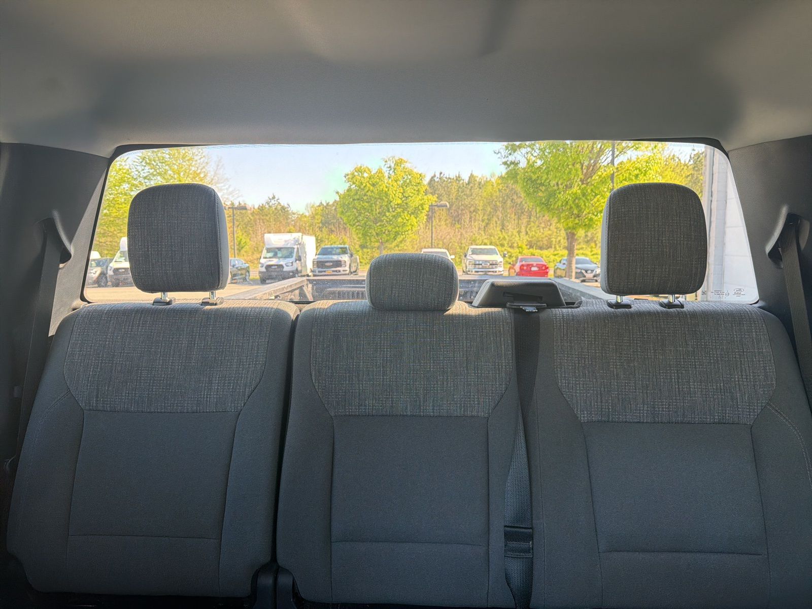Certified Used 2025 Oxford White Ford XLT image 29