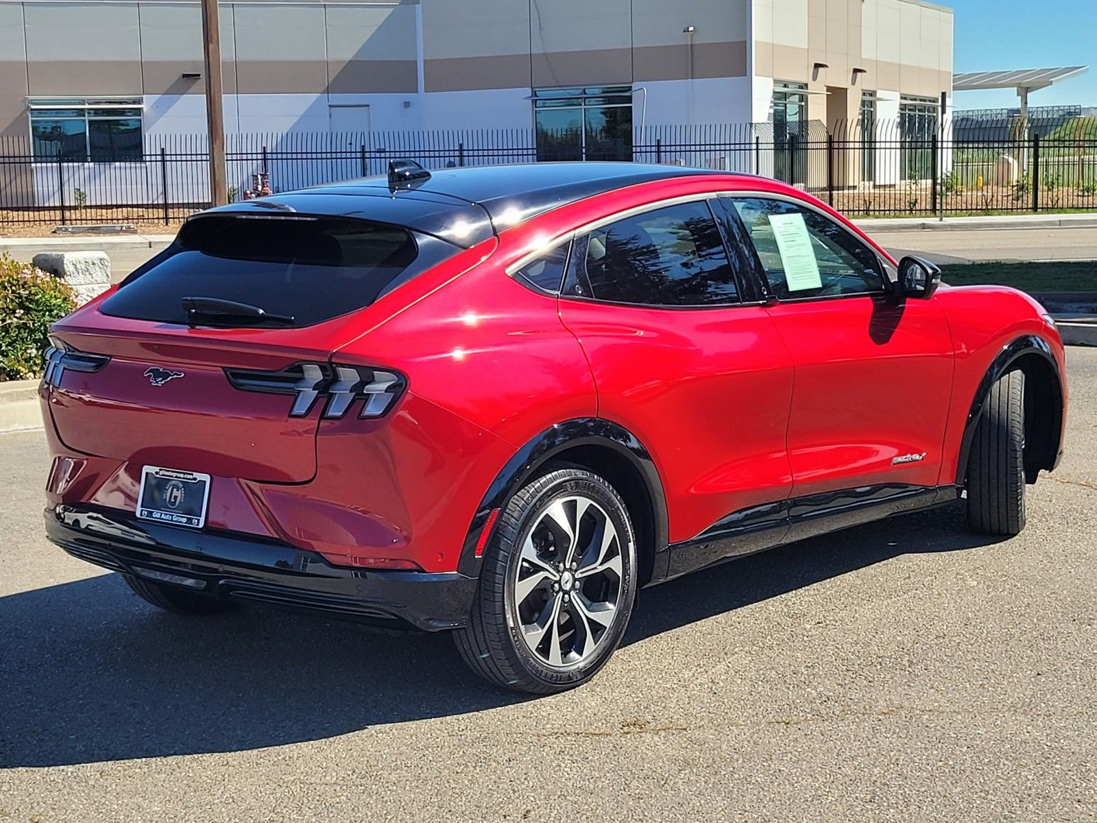 Used 2022 Red Ford Premium image 4