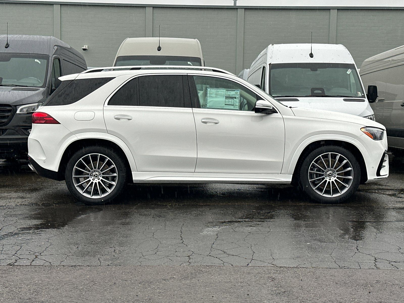 new 2026 Mercedes-Benz GLE car