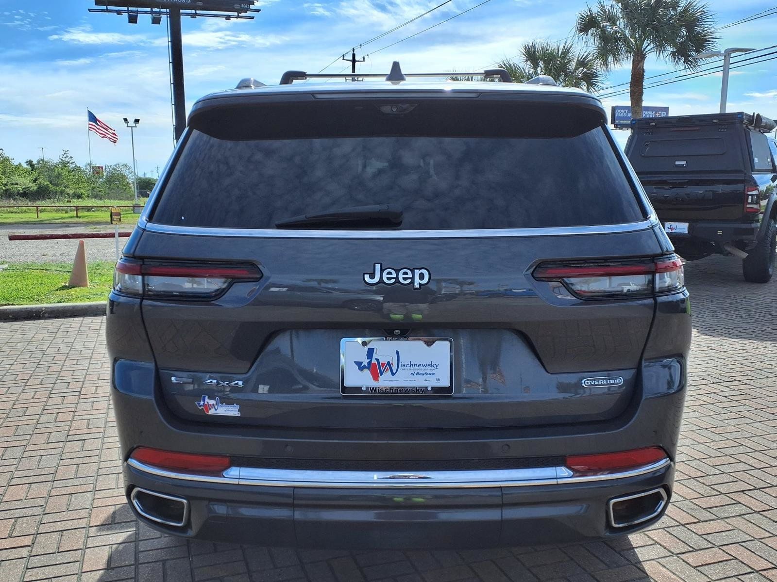 2022 Jeep Grand Cherokee L Overland - 5