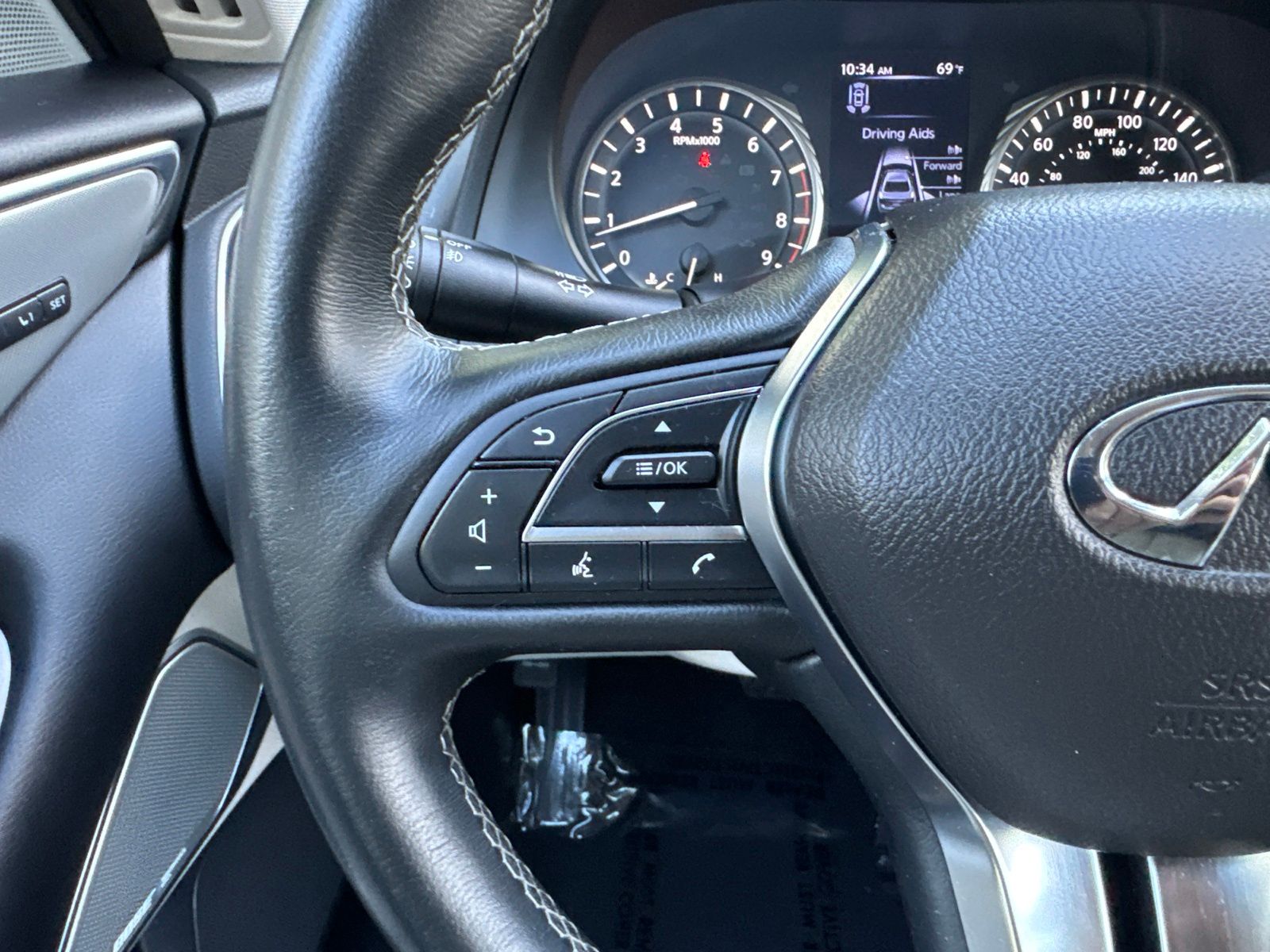 Used 2022 Grand Blue INFINITI LUXE image 18