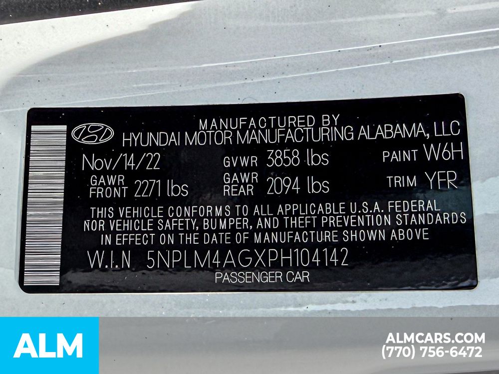 Used 2023 White Hyundai SEL image 19