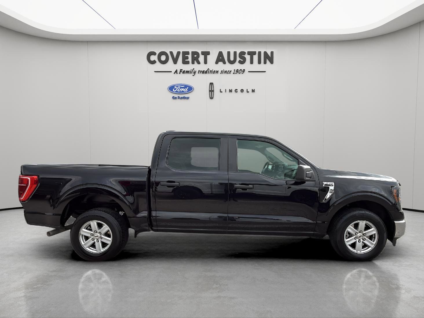 Used Car 2023 Ford F-150  Xlt For Sale Under $40,000 In Austin, Texas