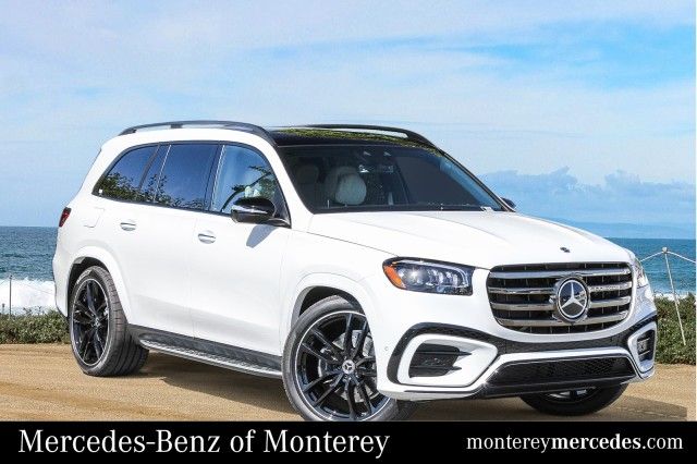 2025 Mercedes-Benz GLS Base's photo