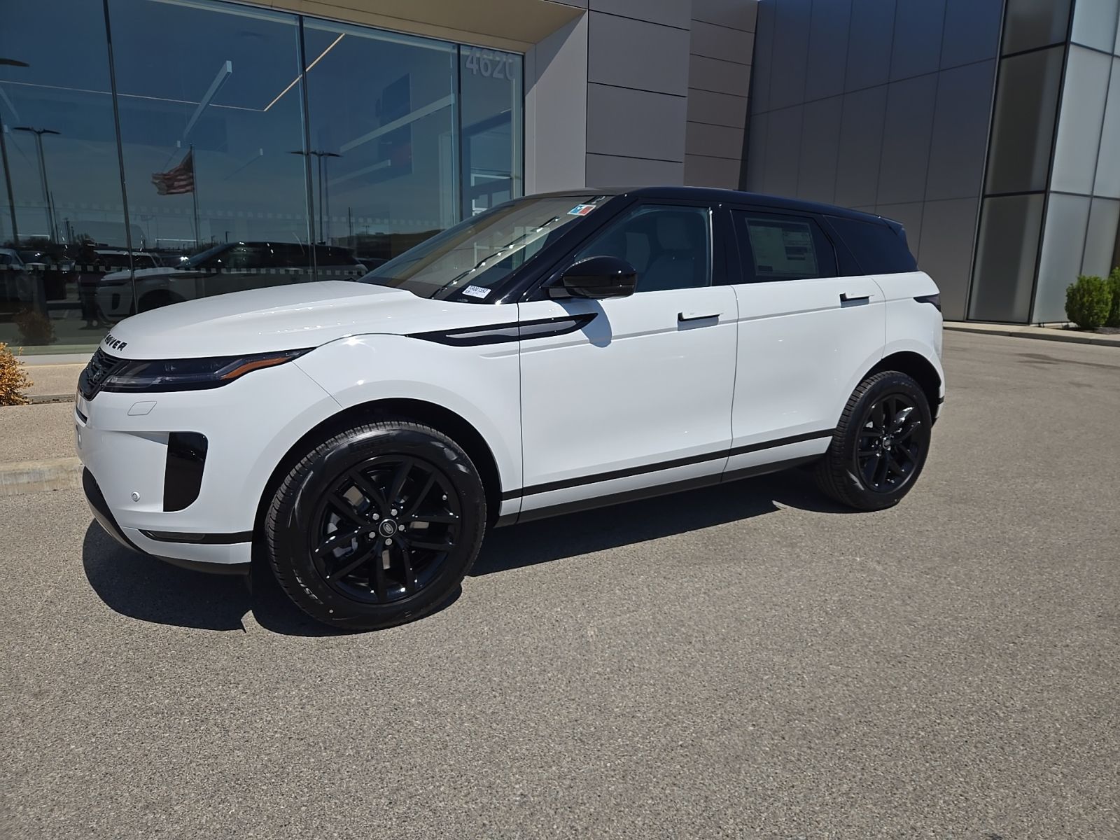 Fuji White 2026 Land Rover Range Rover Evoque P250 S AWD SUV / Crossover All-Wheel Drive 9-Speed Automatic