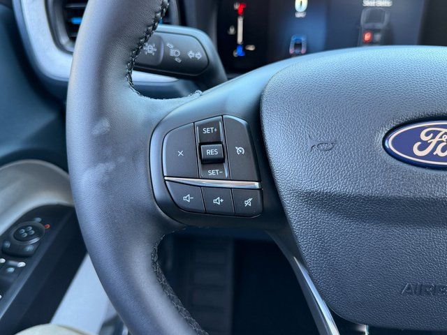 New 2026 Shadow Black Ford XLT image 30