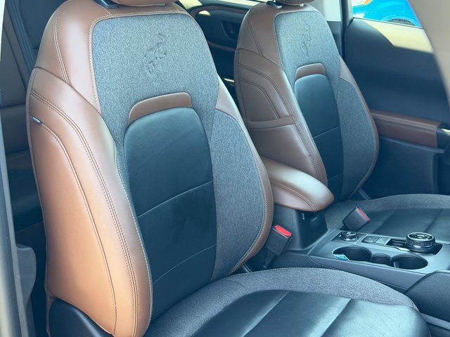 Certified Used 2022 Alto Blue Metallic Tinted Clearcoat Ford Outer Banks image 34