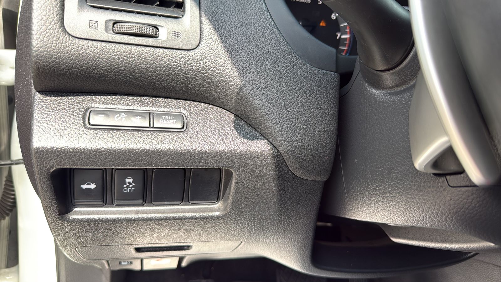 Used Car 2016 Nissan Altima  2.5 Sr For Sale Under $12,000 In Austin, Texas