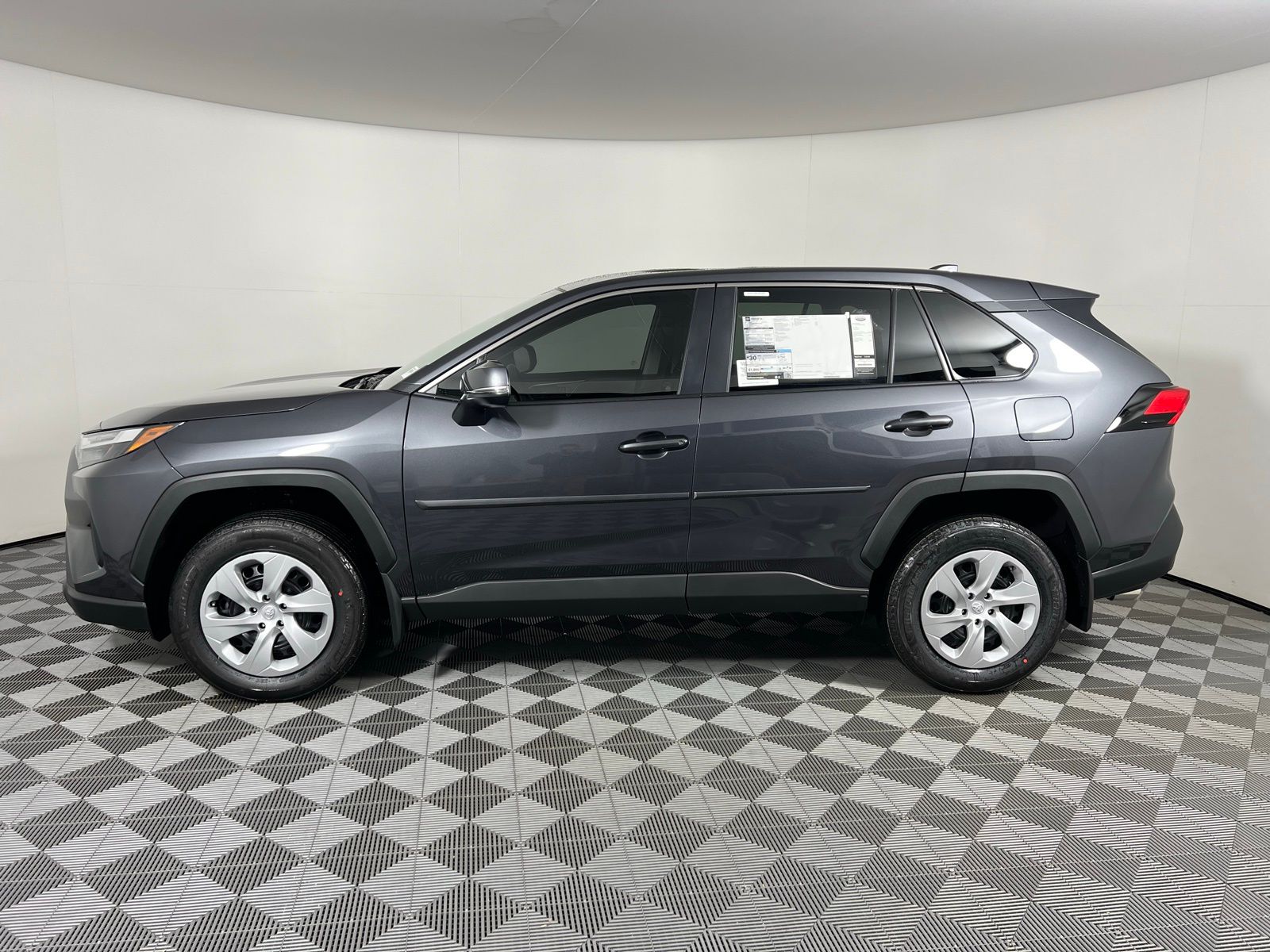 Thumbnail: 2025 Toyota RAV4 - 8