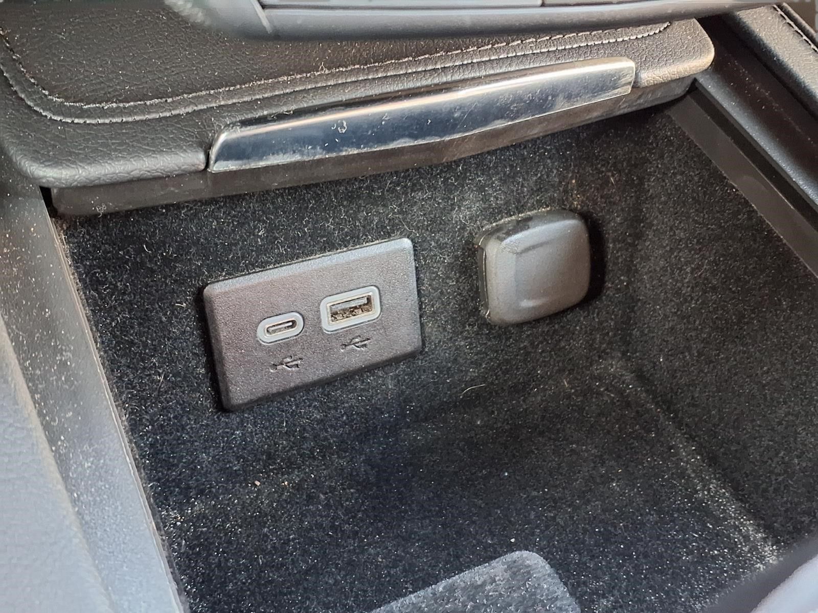 2025 Cadillac XT4 Premium Luxury Silver at AutoSavvy Houston Southwest