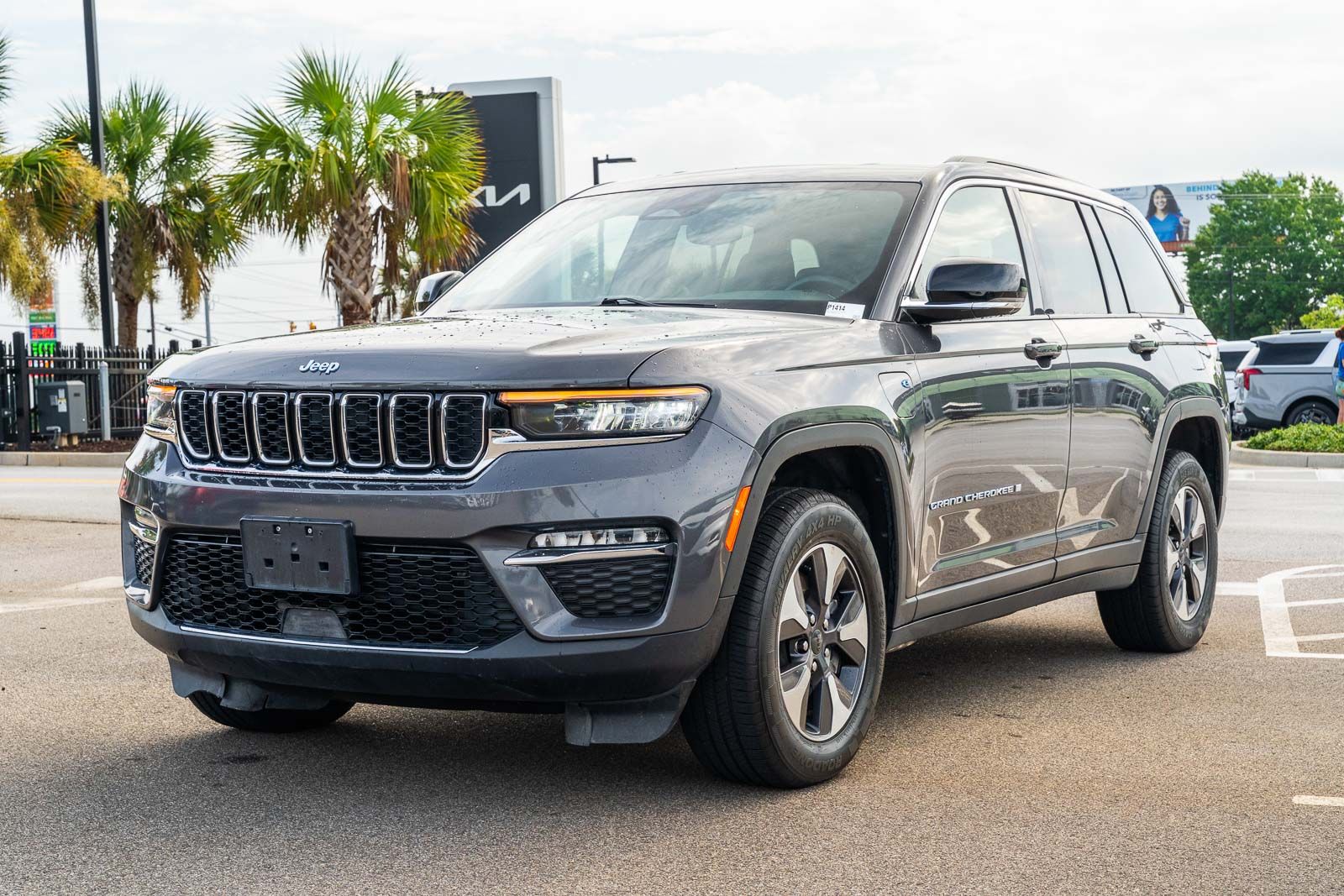 Used 2024 Jeep Grand Cherokee SUV