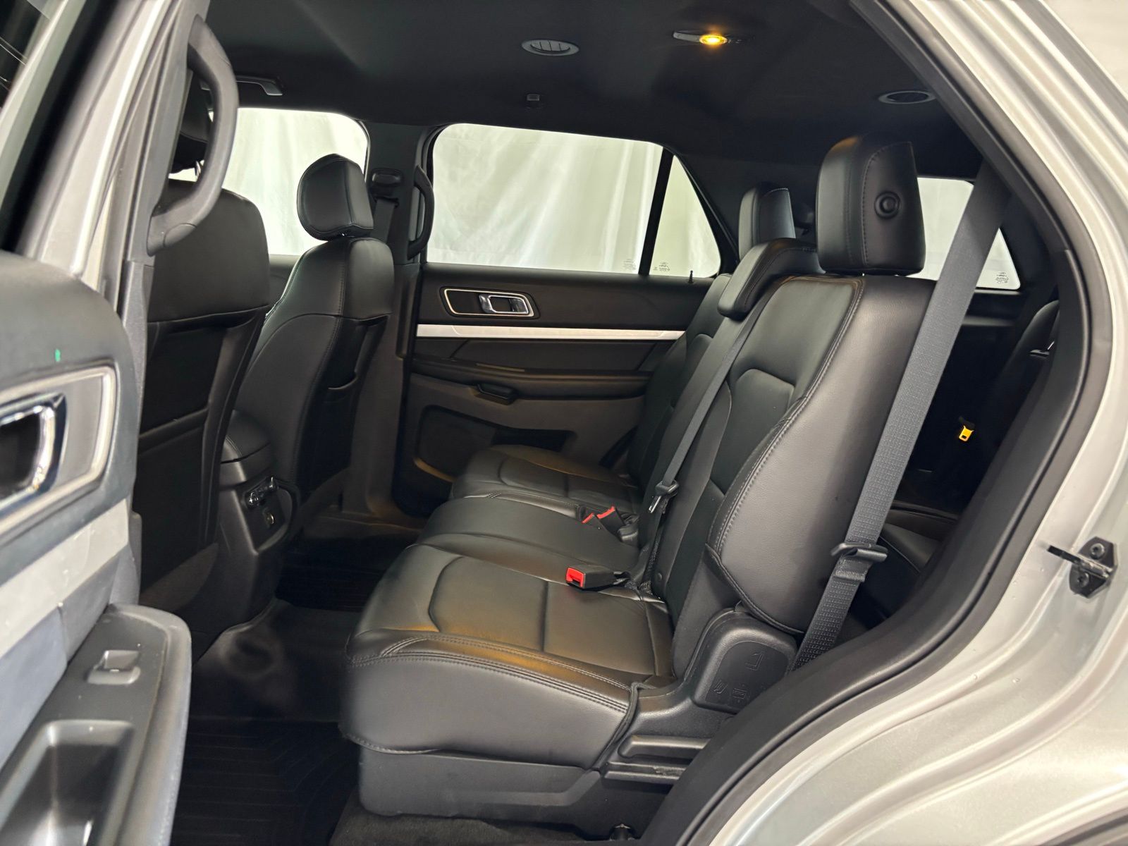 Used Car 2017 Ford Explorer  Xlt For Sale Under $20,000 In Austin, Texas