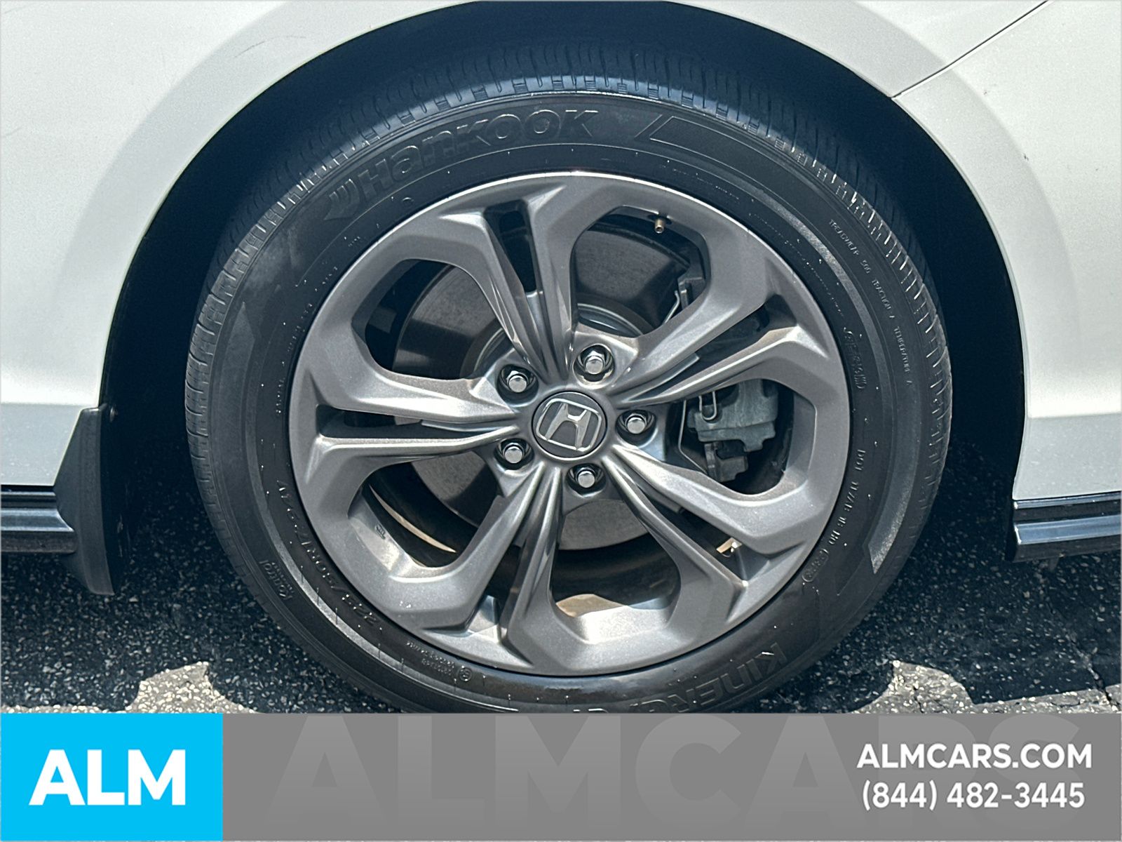 Used 2023 White Honda EX-L image 14