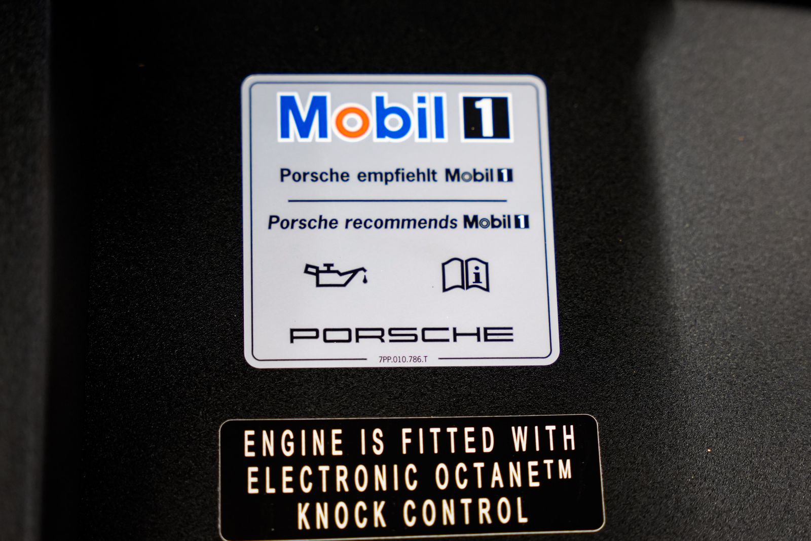 2014 Porsche 911 Carrera 4 — photo 39