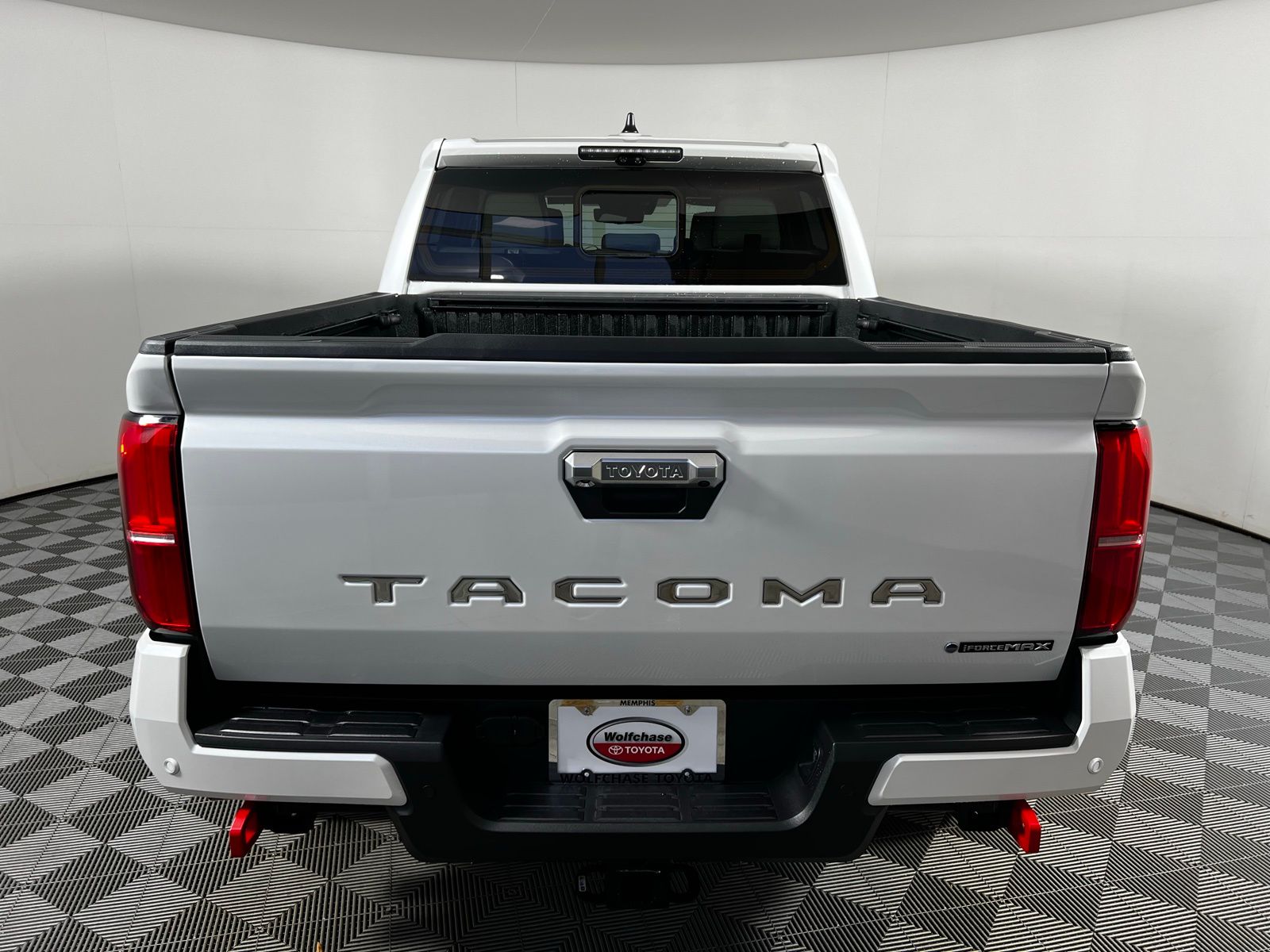 2024 Toyota Tacoma Limited 6