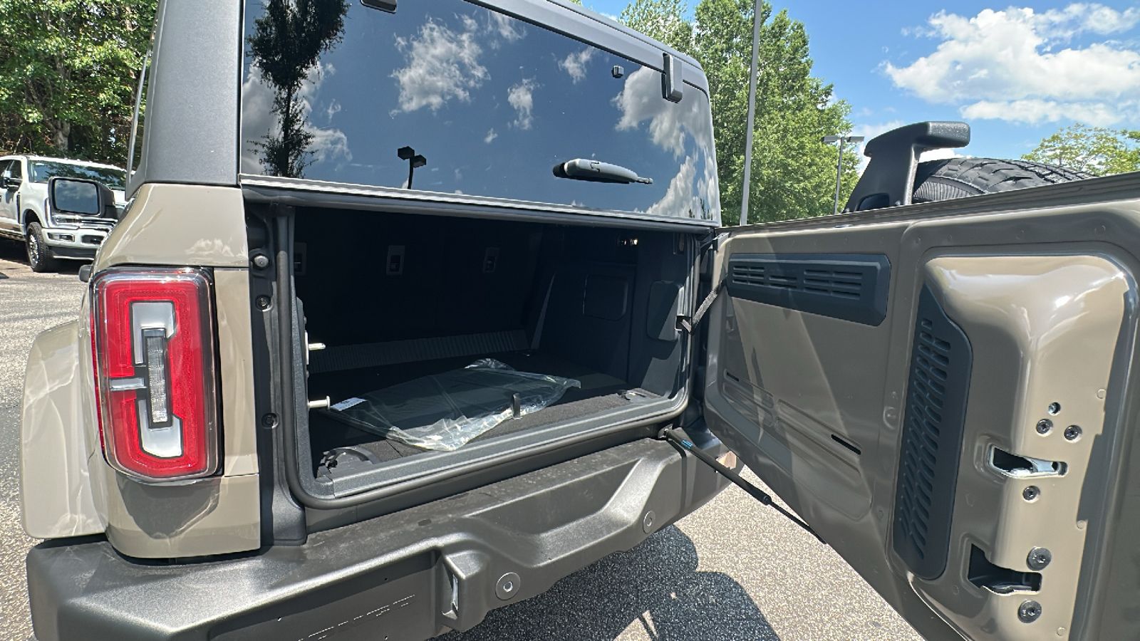 New 2026 Marsh Gray Ford Outer Banks® image 20