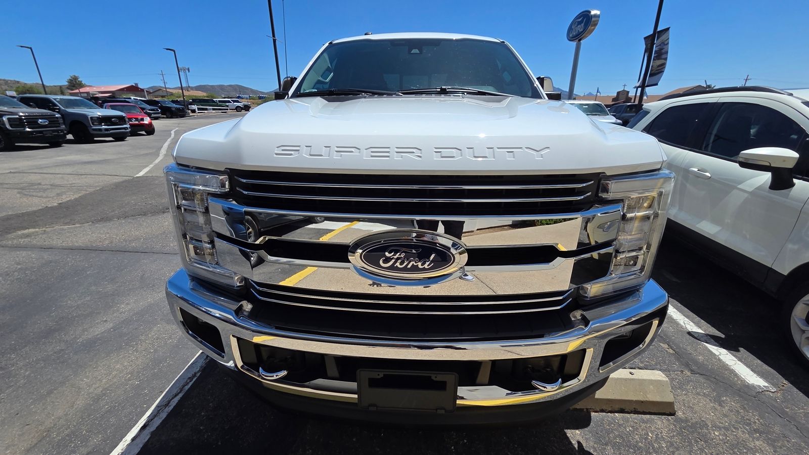 View vehicle photo 3