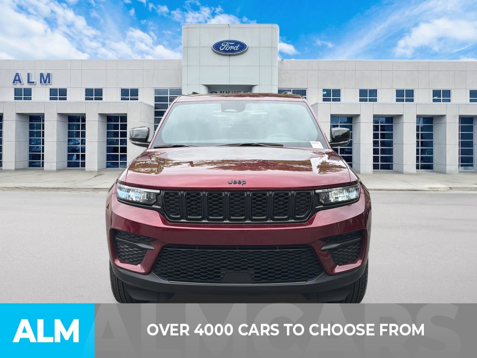 Used 2025 Red Jeep Altitude image 2