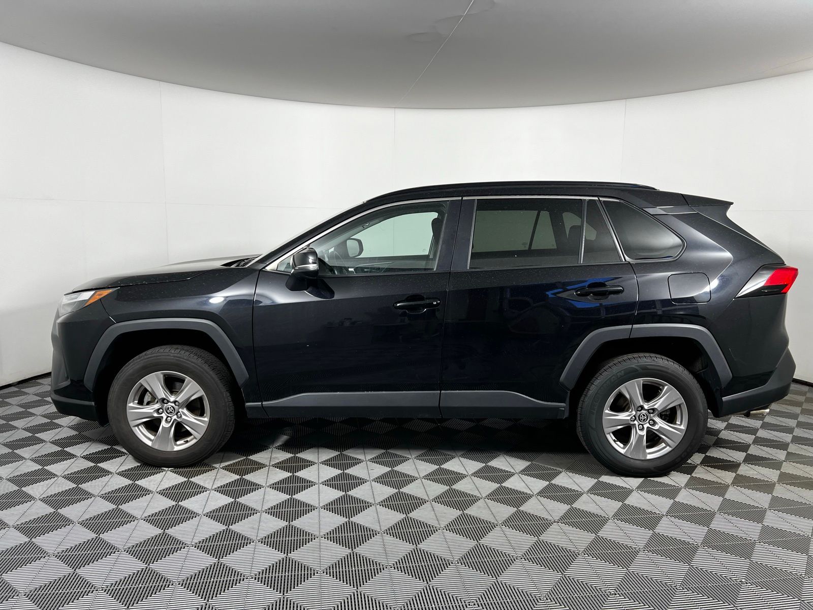 Thumbnail: 2024 Toyota RAV4 - 5