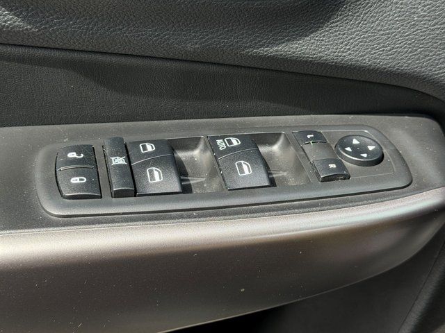 Used 2019 Diamond Black Jeep Latitude image 21