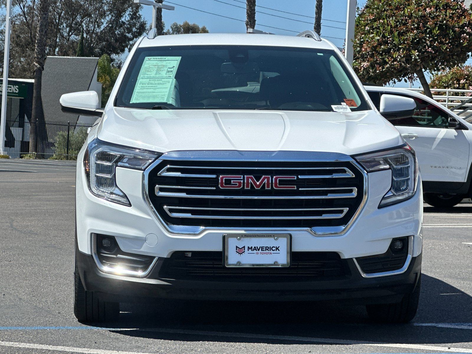 View vehicle photo 7