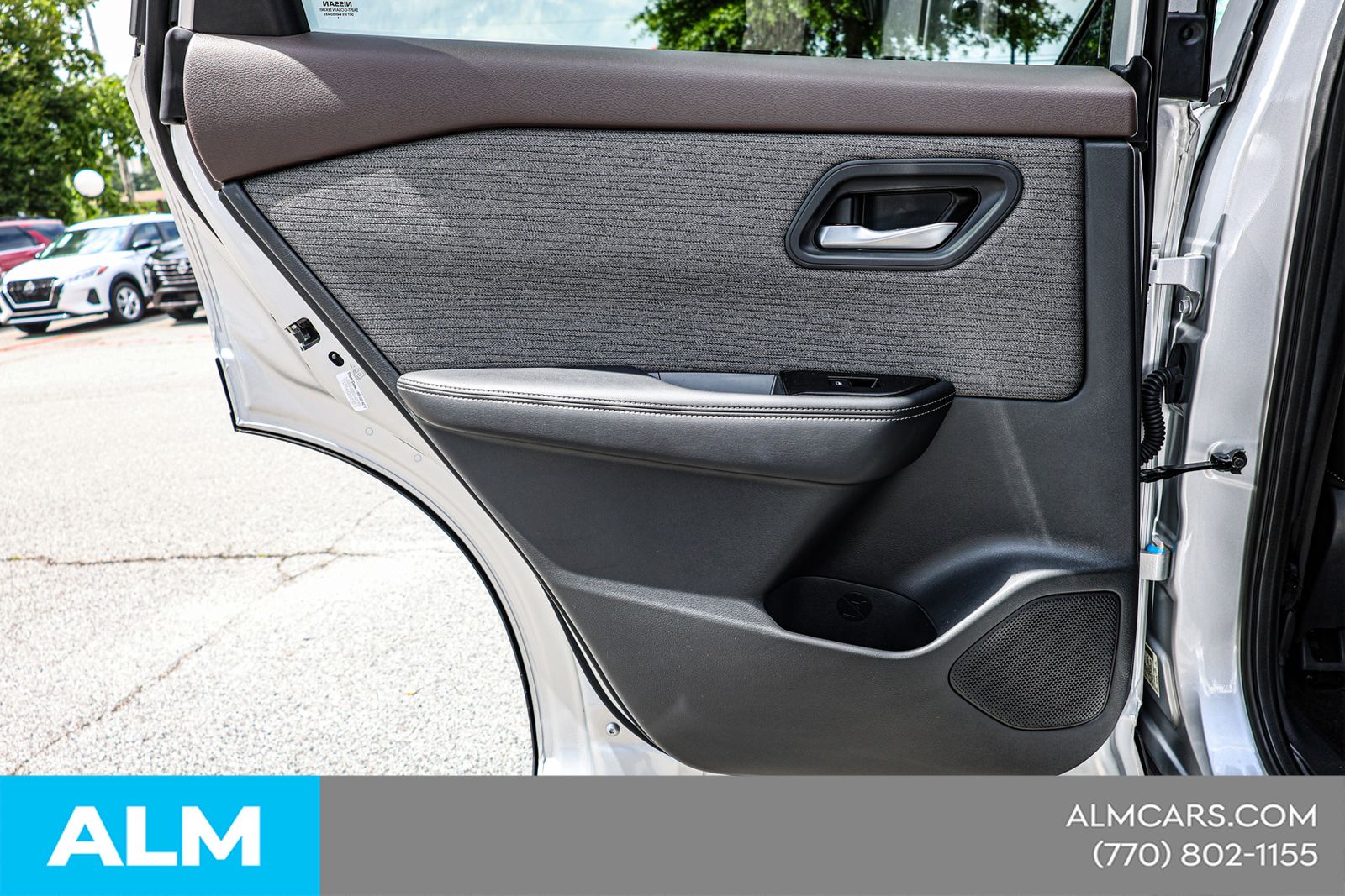 Used 2022 Silver Nissan SV image 43