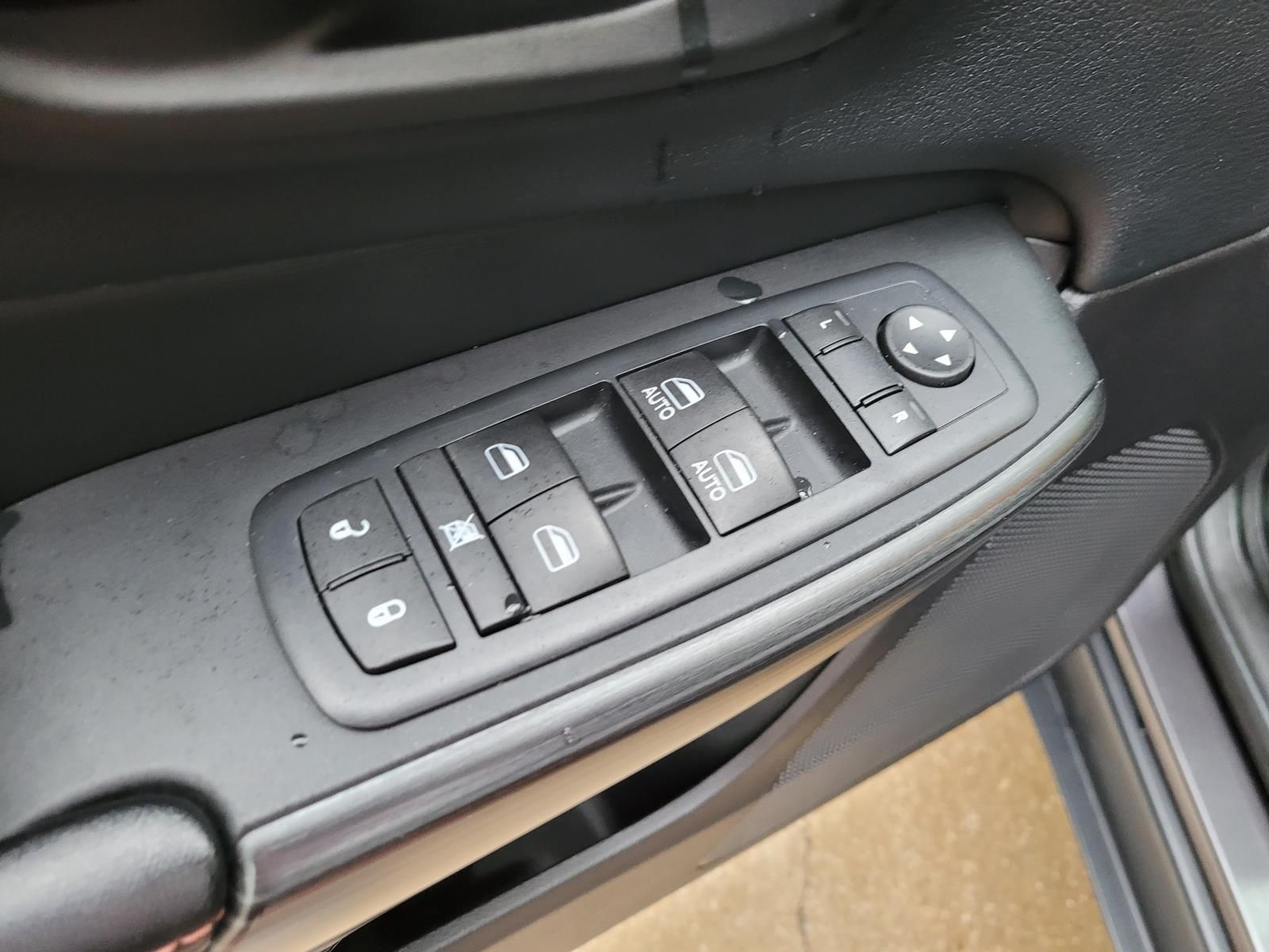 used 2016 Jeep Cherokee car, priced at $13,900