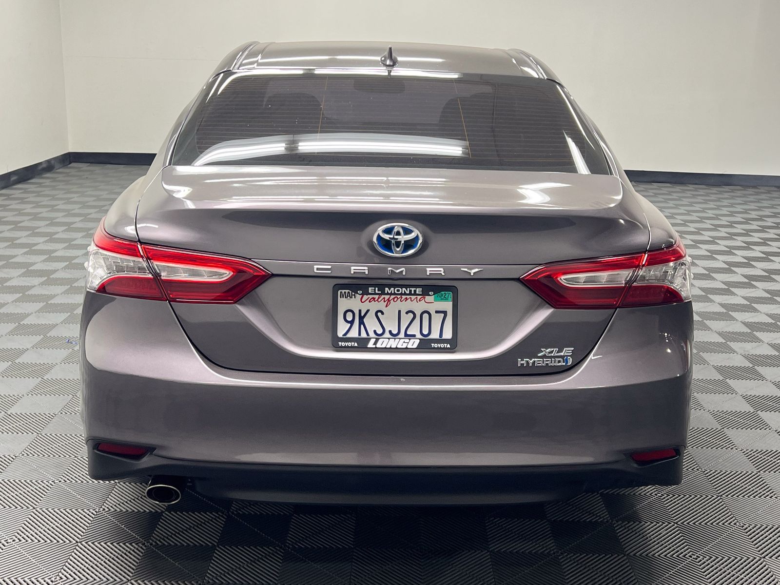 used 2020 Toyota Camry Hybrid car, priced at $24,688