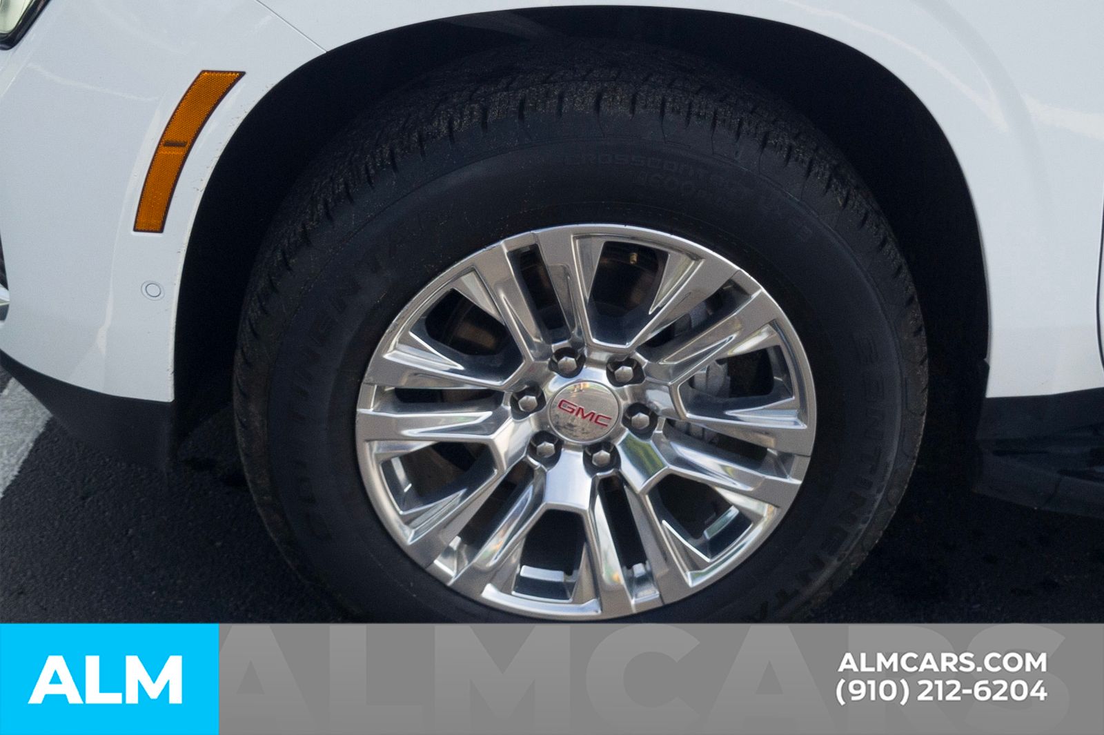 Used 2025 Summit White GMC Denali image 15
