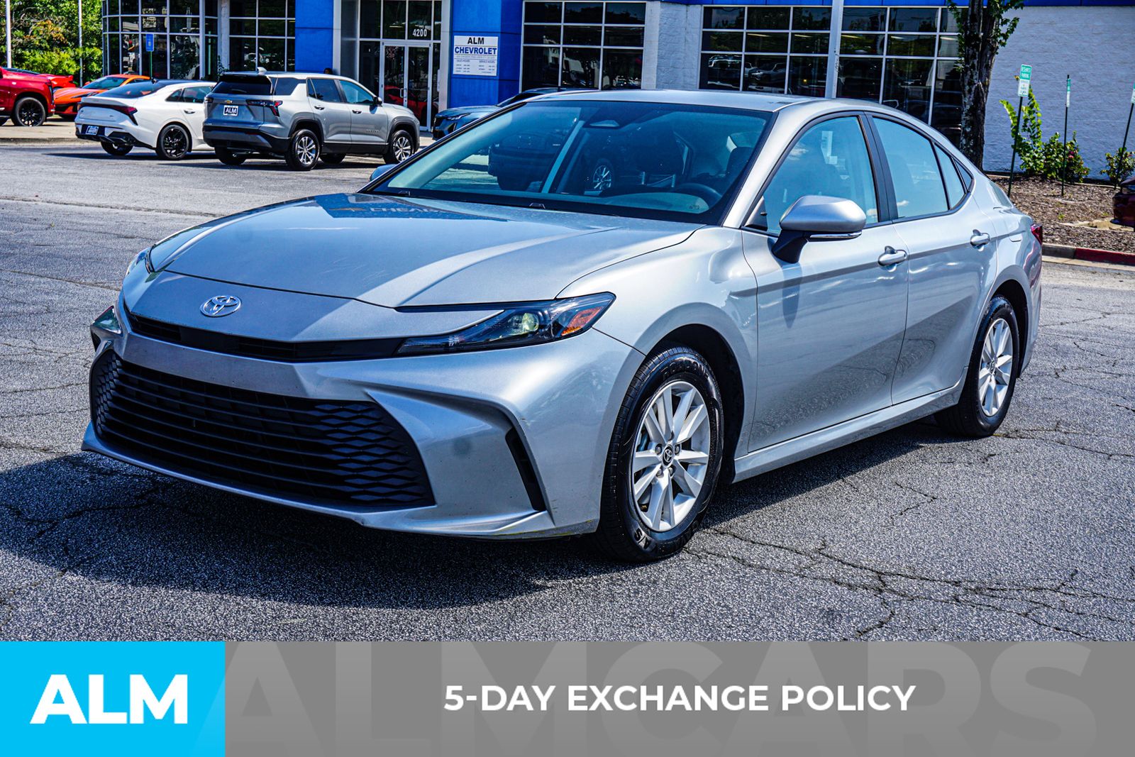 Used 2025 Silver Toyota LE image 4