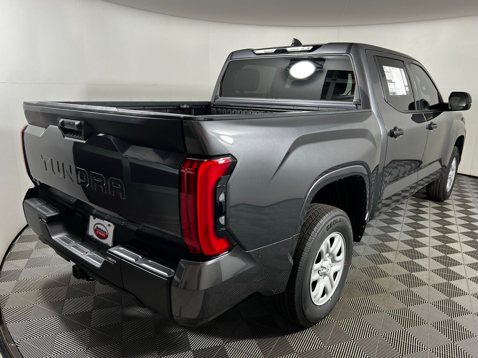 2025 Toyota Tundra SR 5